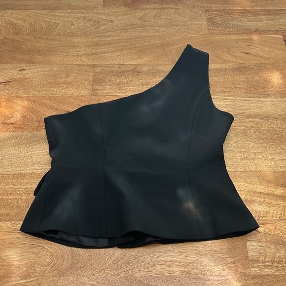 Zara Asymmetric Vest - Picture 4 of 5